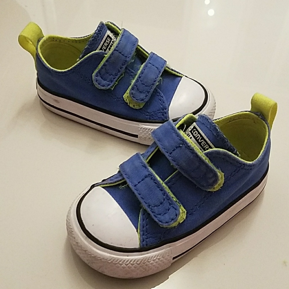 converse shoes AUTHENTIC sneakers